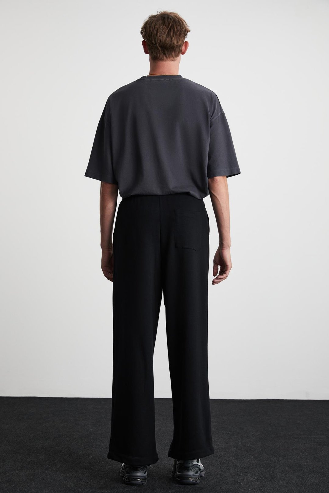 PAVELKA Basic Regular Siyah Tekli Eşofman Altı