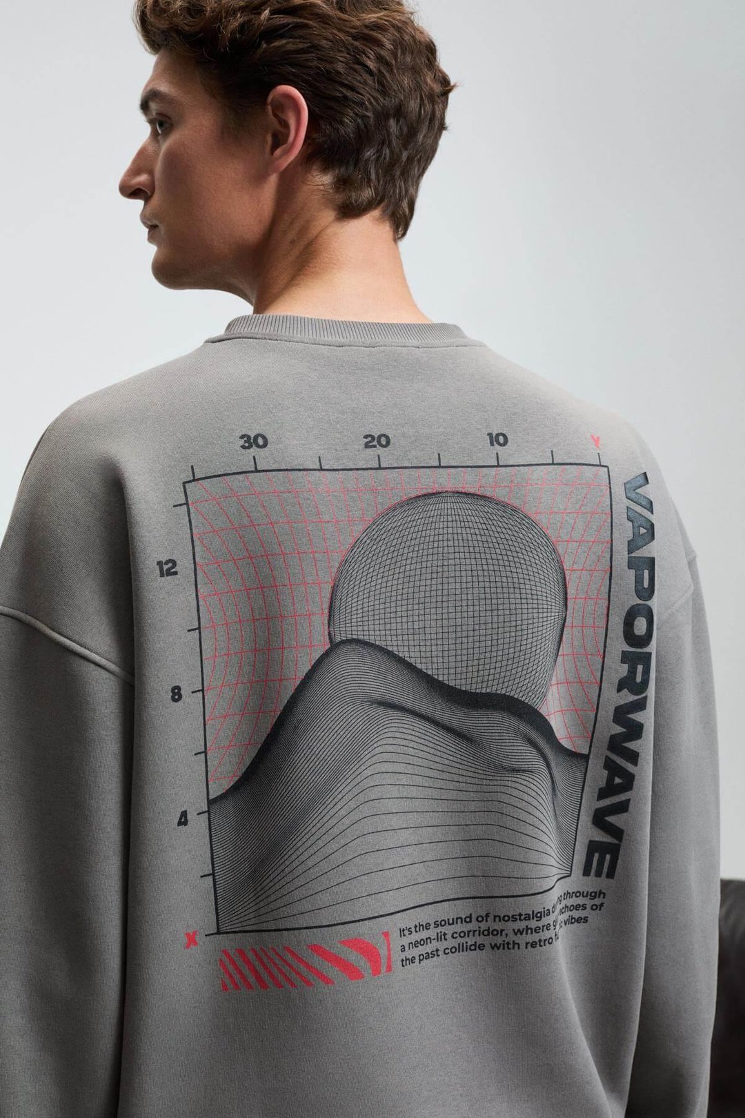 PERCY Erkek Yuvarlak Yaka Göğsü Nakışlı Sırtı Baskılı Oversize Koyu Gri Sweatshirt