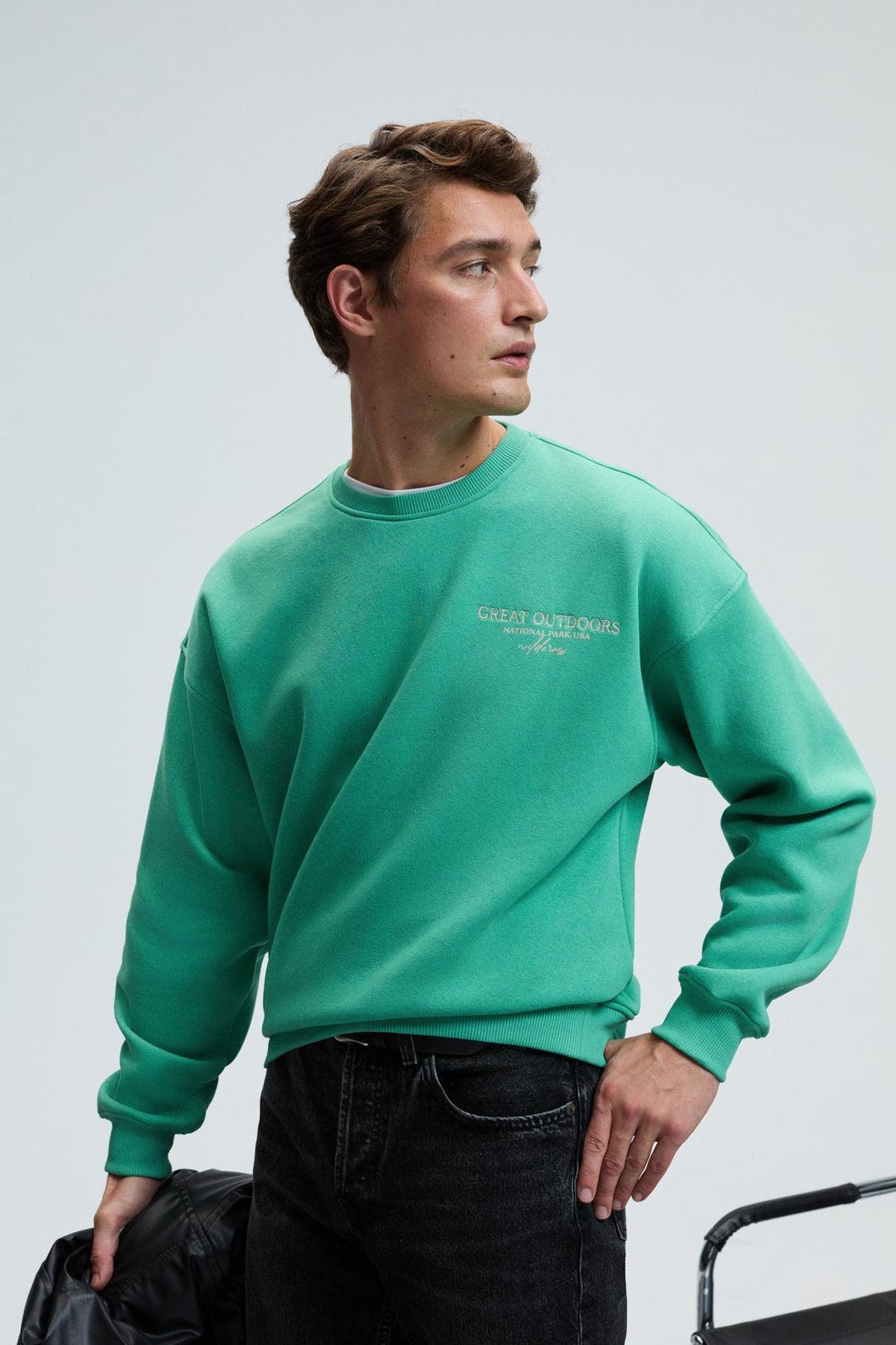 PERCY Erkek Yuvarlak Yaka Göğsü Nakışlı Sırtı Baskılı Oversize Yeşil Sweatshirt
