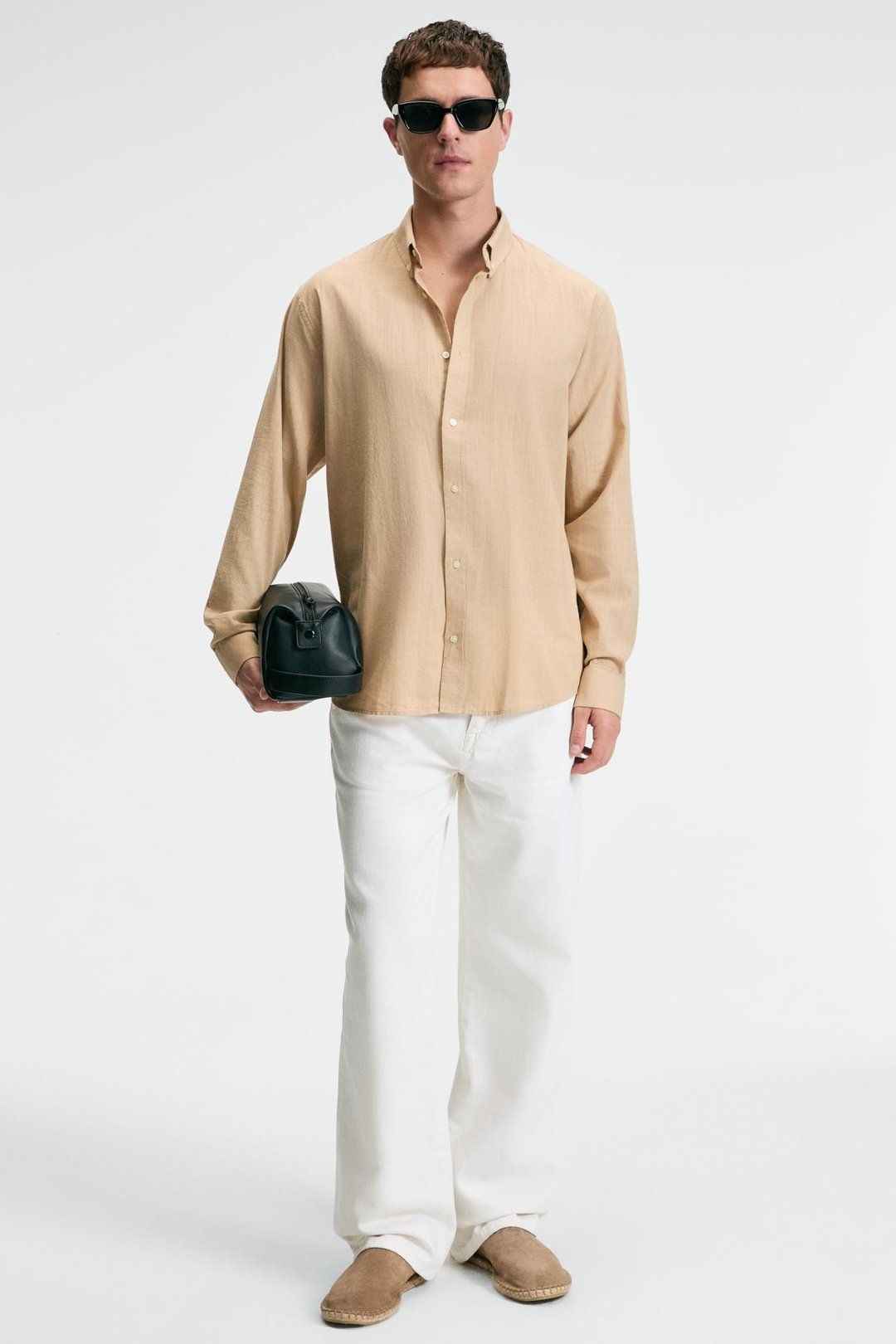 PERTTU Erkek %100 Pamuk Slim Fit Dar Kesim Düğmeli Yaka Keten Görünümlü Flamlı Bej Gömlek