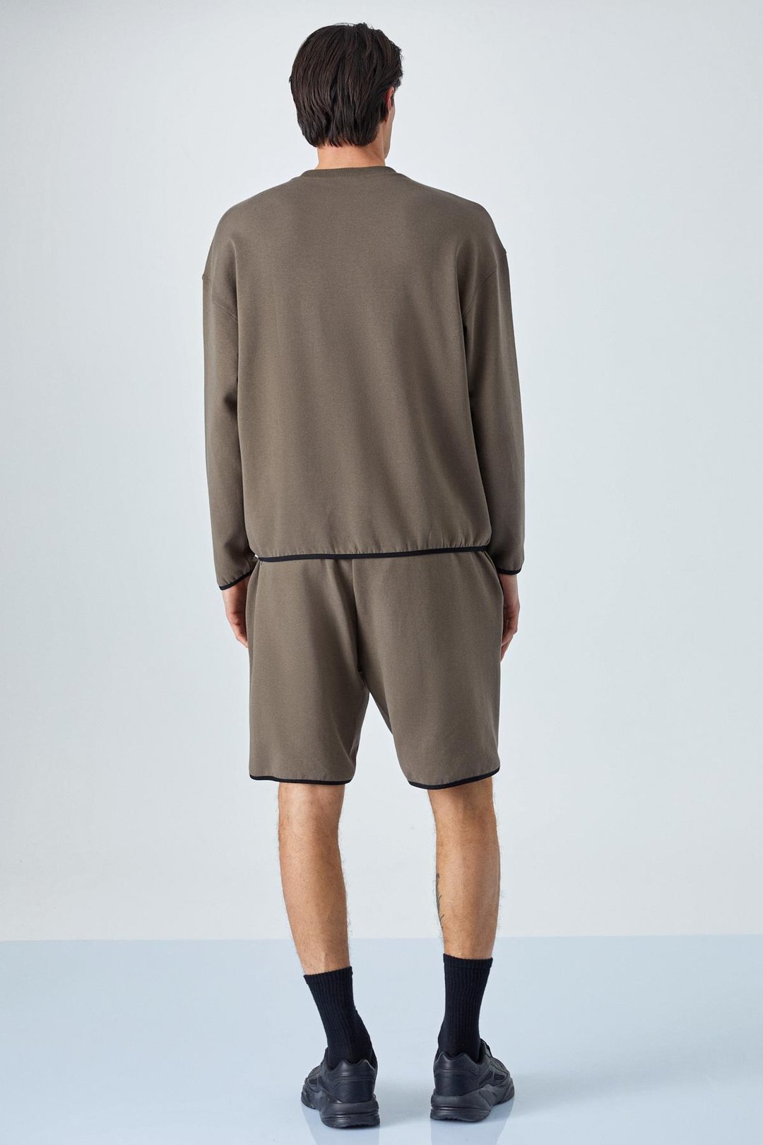 PLEMON Erkek Bisiklet Yaka Uzun Kol Baskı Detaylı Oversize Koyu Kahverengi Sweatshirt