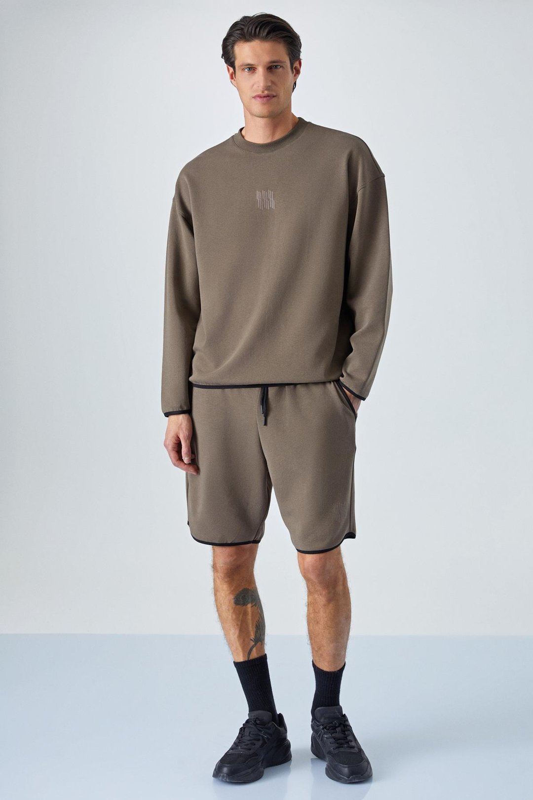 PLEMON Erkek Bisiklet Yaka Uzun Kol Baskı Detaylı Oversize Koyu Kahverengi Sweatshirt