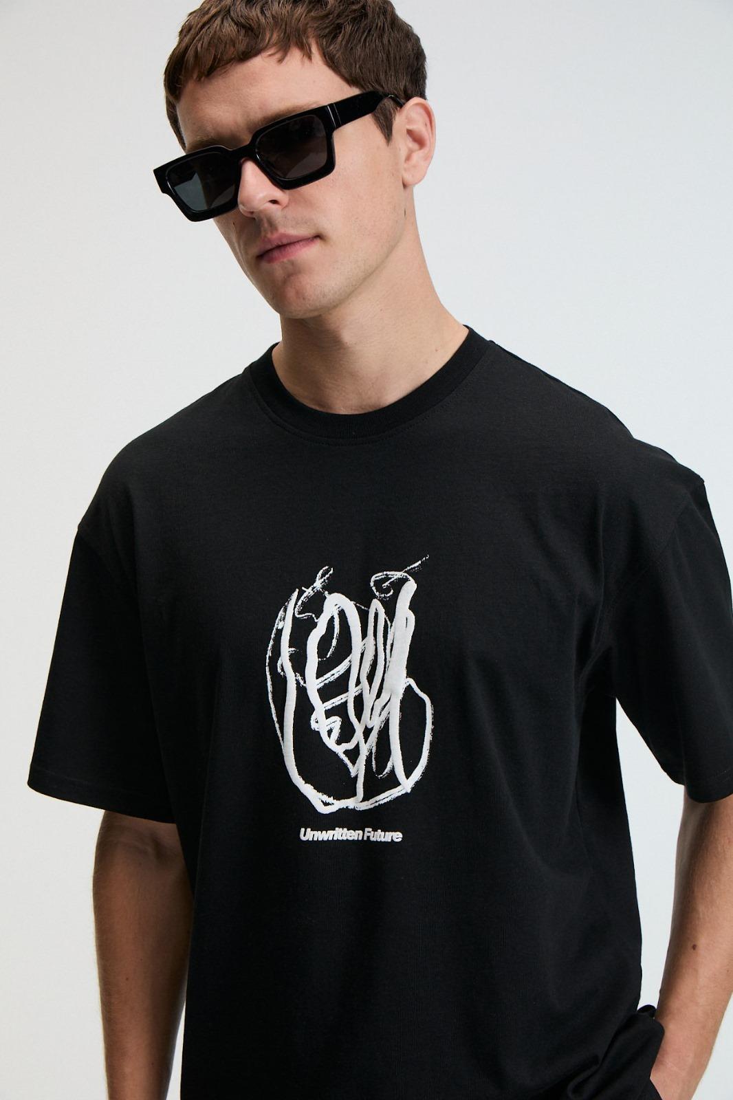 POP Erkek %100 Pamuk Oversize Fit Baskılı Kısa Kollu Yuvarlak Yakalı Siyah T-Shirt