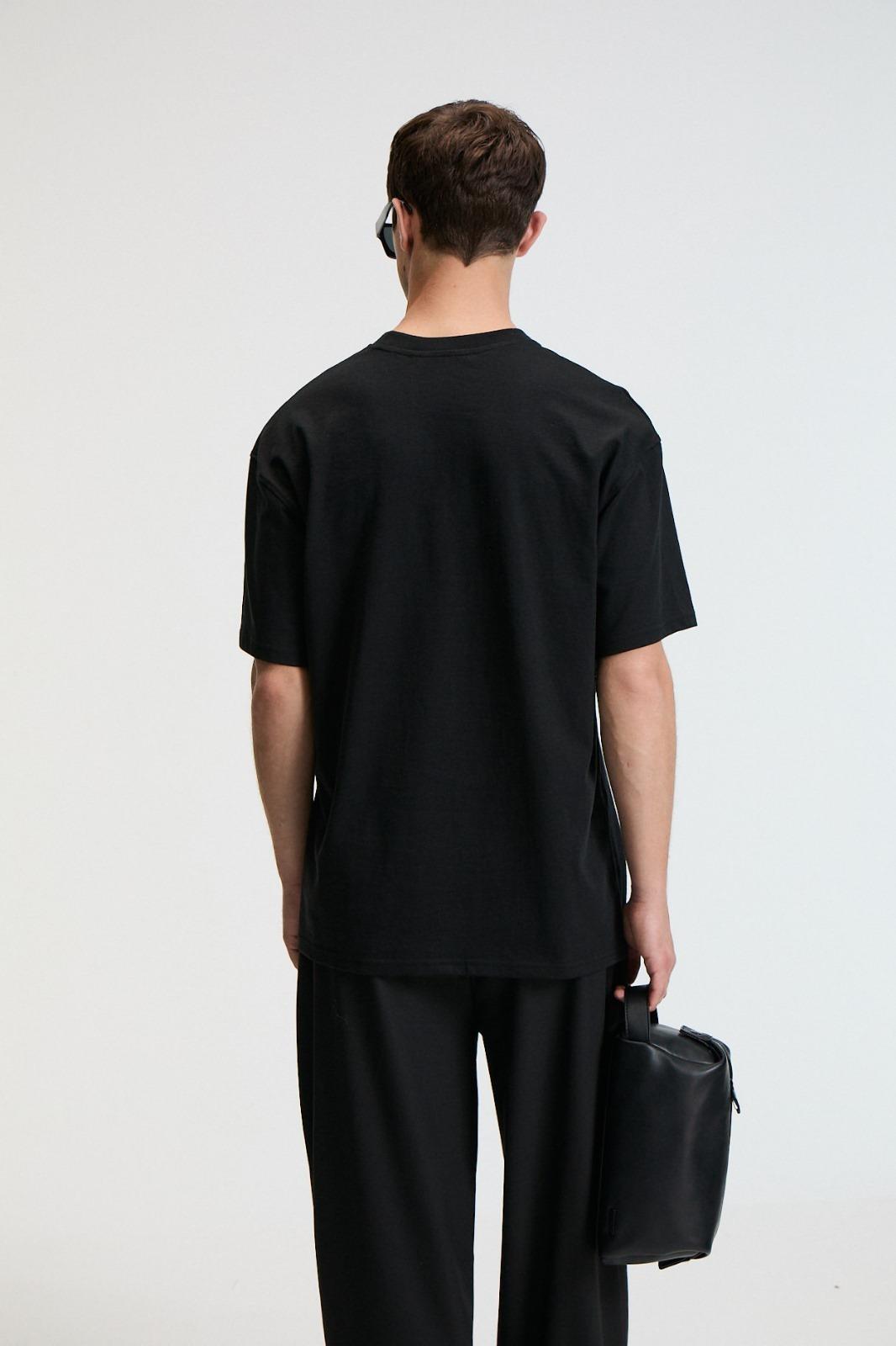 POP Erkek %100 Pamuk Oversize Fit Baskılı Kısa Kollu Yuvarlak Yakalı Siyah T-Shirt