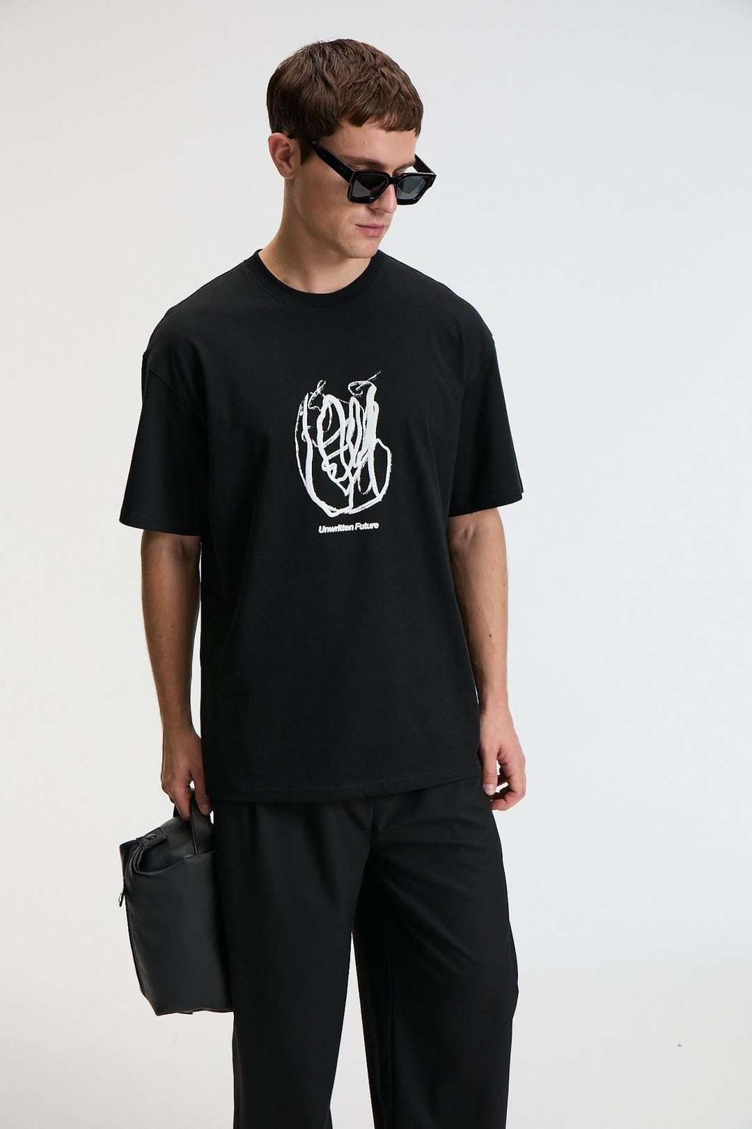 POP Erkek %100 Pamuk Oversize Fit Baskılı Kısa Kollu Yuvarlak Yakalı Siyah T-Shirt