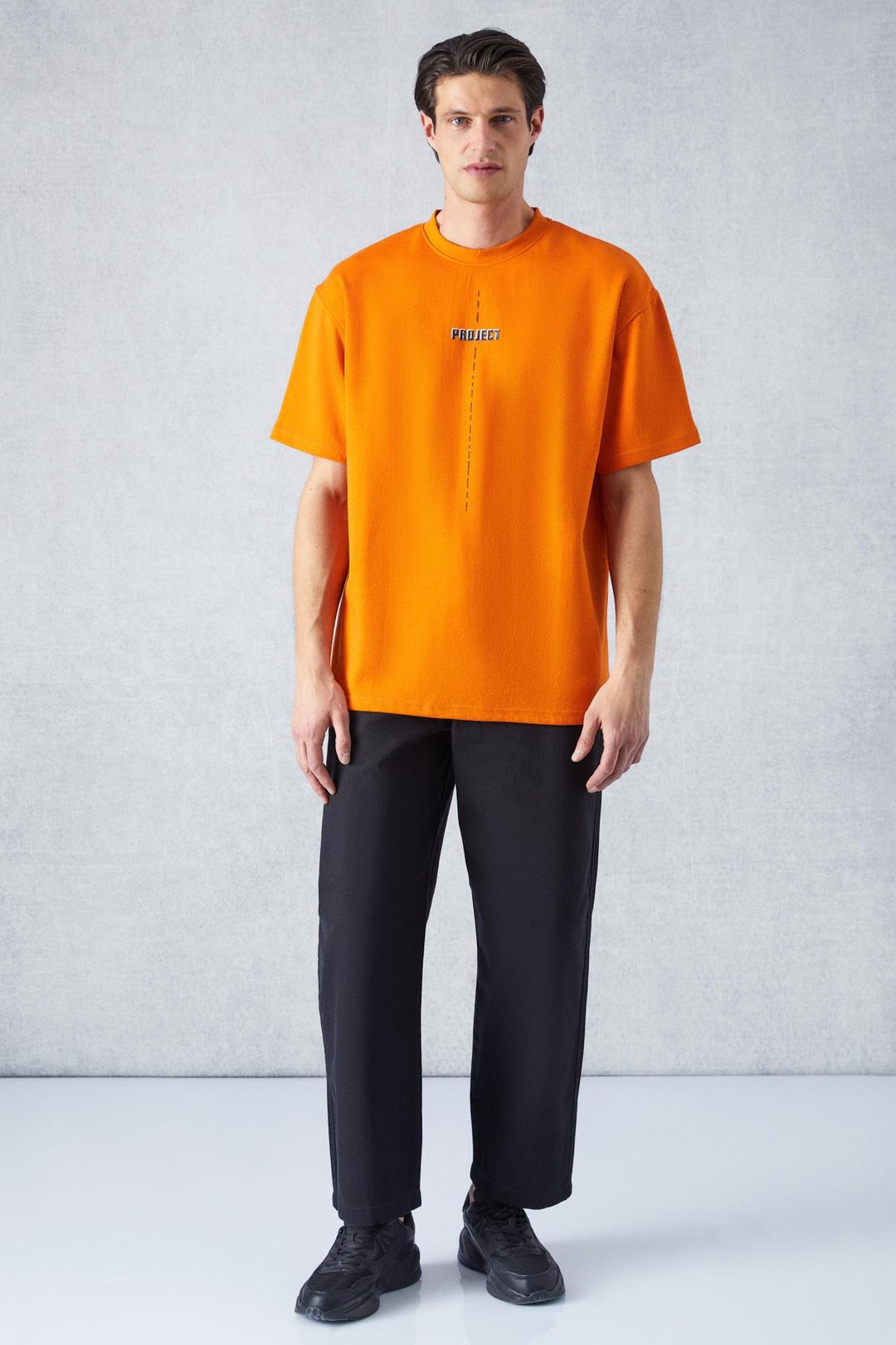 PROJECT Erkek Baskı Detaylı Oversize Fit %100 Organik Pamuk Örme Bisiklet Yaka Örme Turuncu T-Shirt