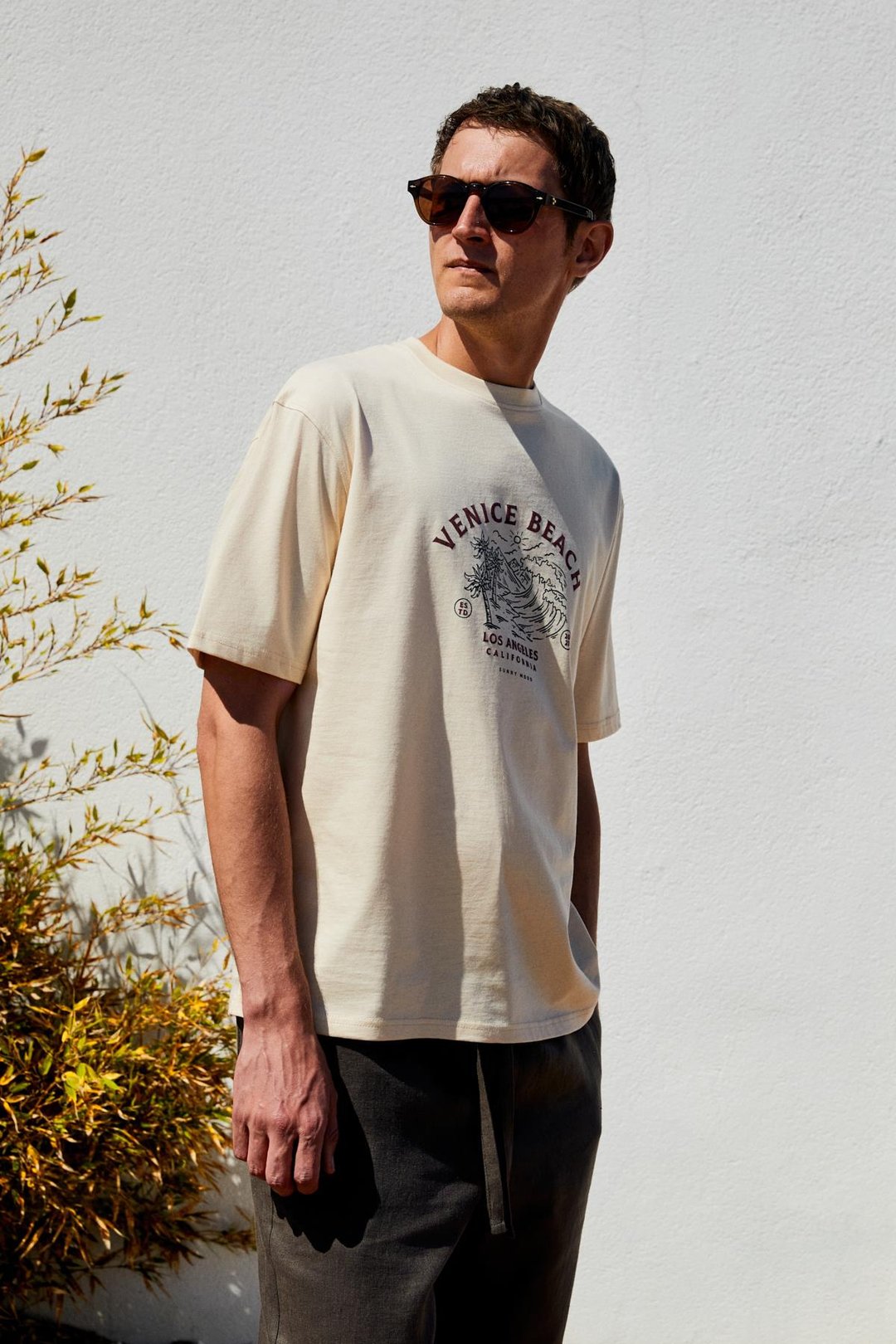 PROVENCE Erkek Bisiklet Yaka %100 Organik Pamuklu Regular Fit Açık Bej T-Shirt