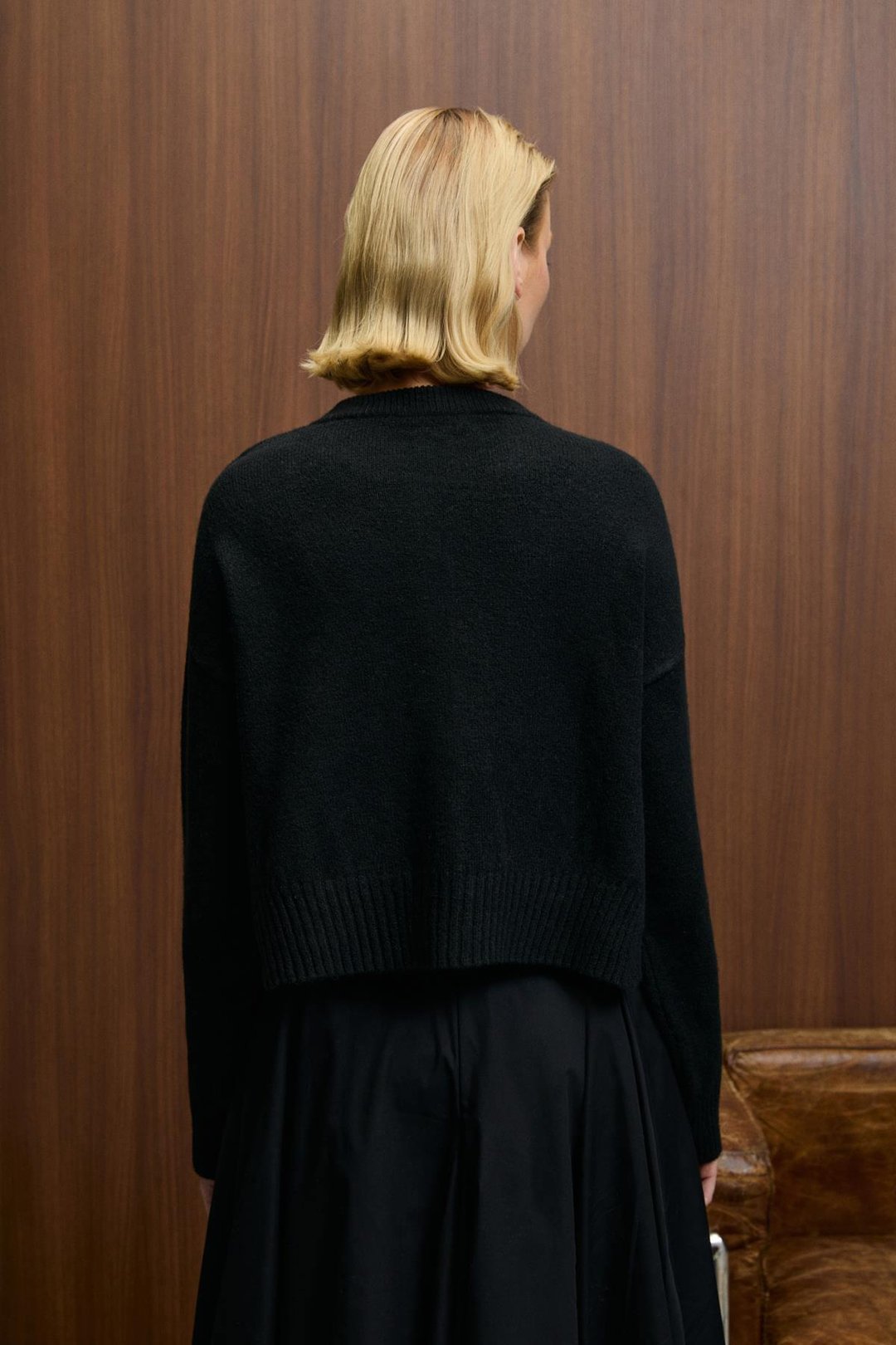 PUREZA Kadın Yuvarlak Yakalı Uzun Kollu Düğmeli Yumuşak Dokulu Regular Fit Triko Siyah Kazak