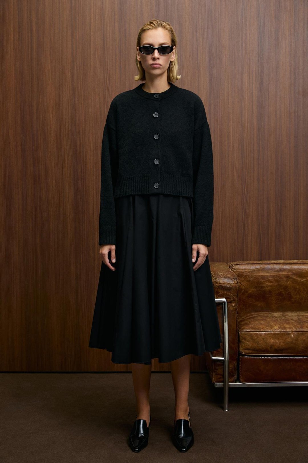 PUREZA Kadın Yuvarlak Yakalı Uzun Kollu Düğmeli Yumuşak Dokulu Regular Fit Triko Siyah Kazak