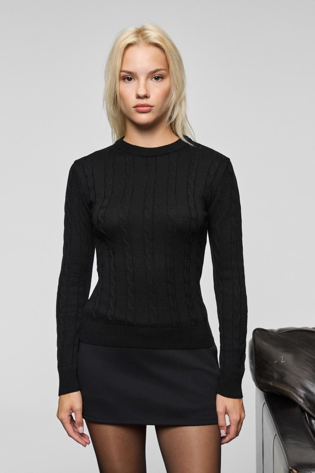 QUERIDA Kadın Yuvarlak Yaka Saç Örgülü Regular Fit Triko Siyah Kazak