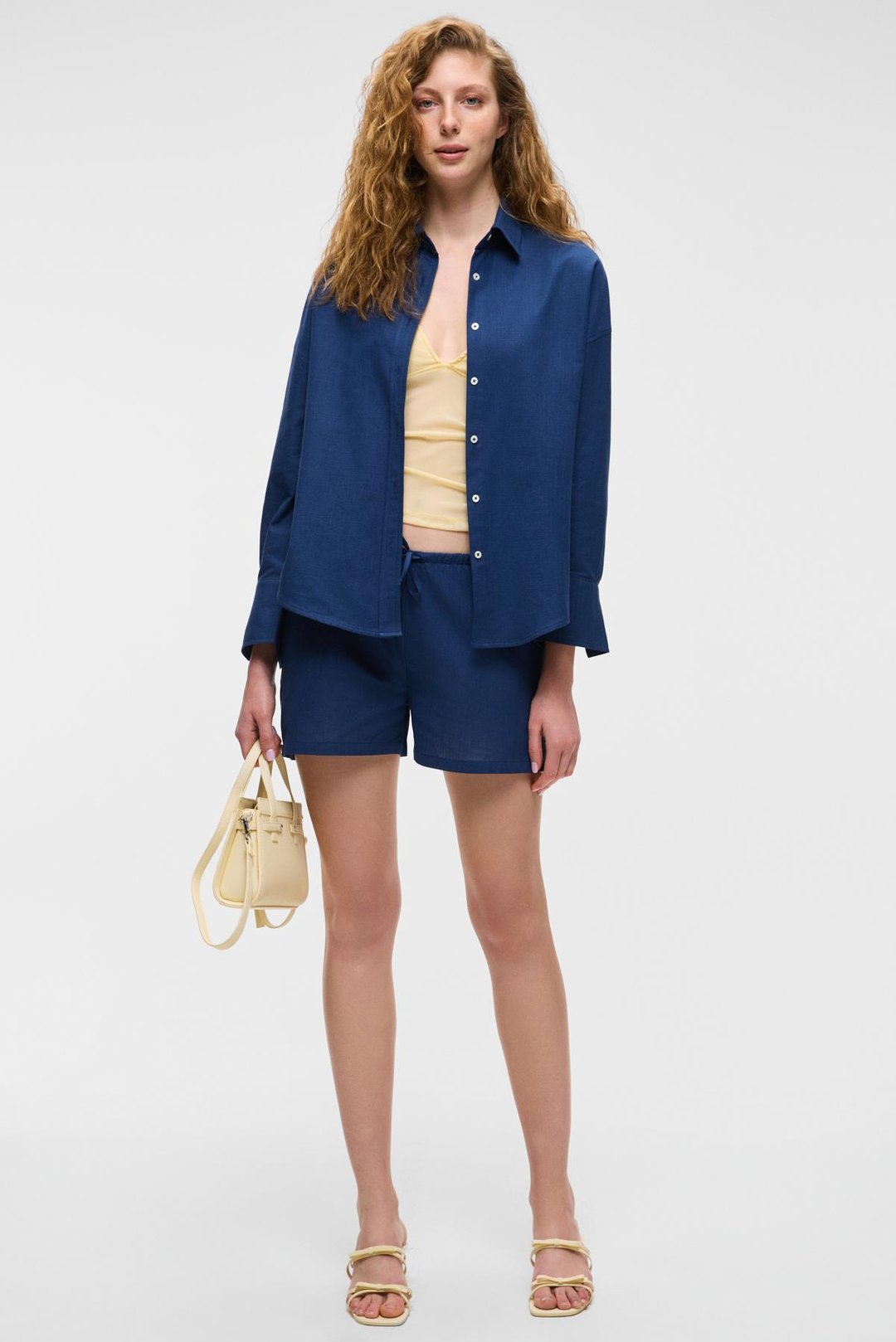 QUINETA Kadın %100 Pamuk Keten Görünümlü Rahat Regular Fit Lacivert Şort