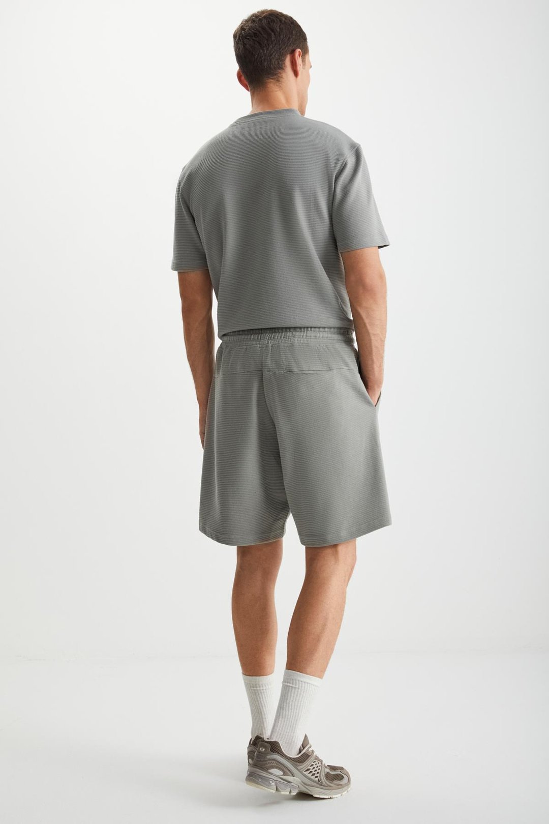 RAMADAN  Regular Gri Tekli Şort