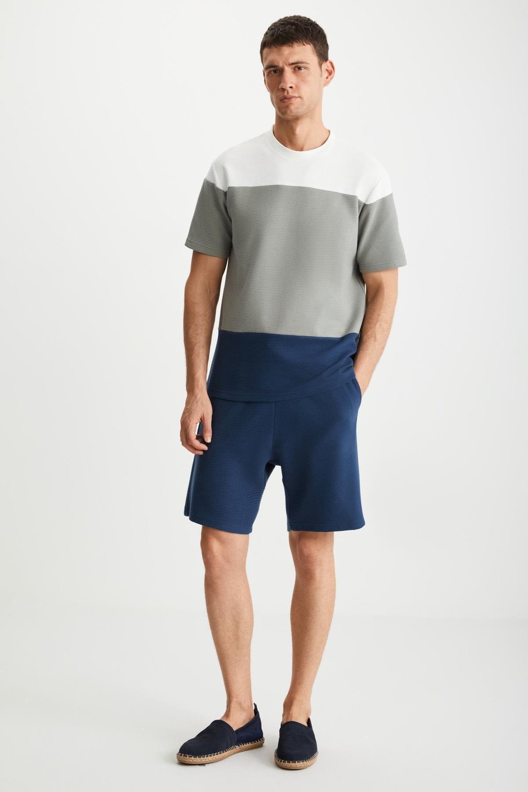 RAMADAN  Regular Lacivert Tekli Şort