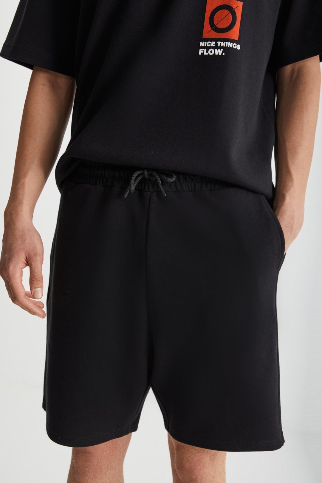 RAMADAN  Regular Siyah Tekli Şort