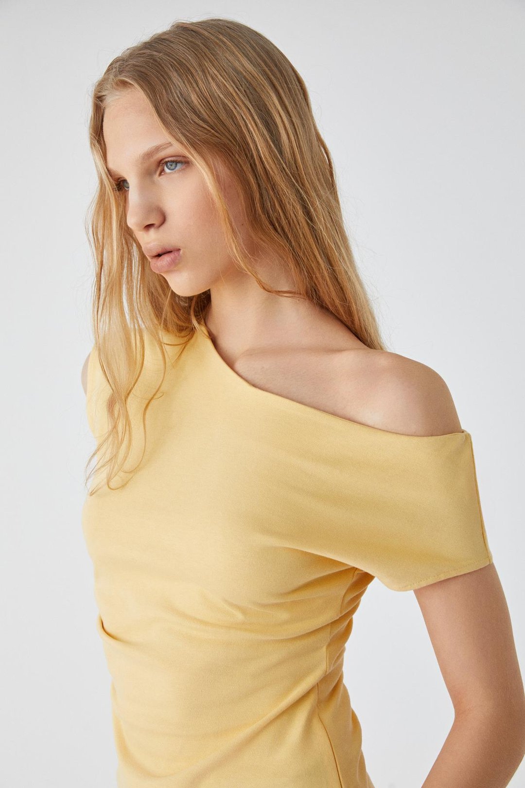 REHINGA Kadın Asimetrik Yaka Regular Kısa Kol Sarı T-Shirt