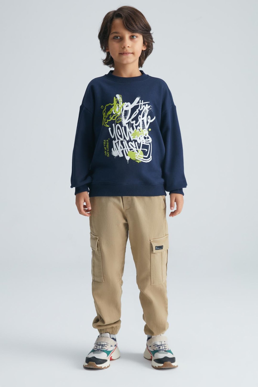 REMCO Erkek Çocuk Nakışlı Yuvarlak Yaka Lacivert Sweatshirt