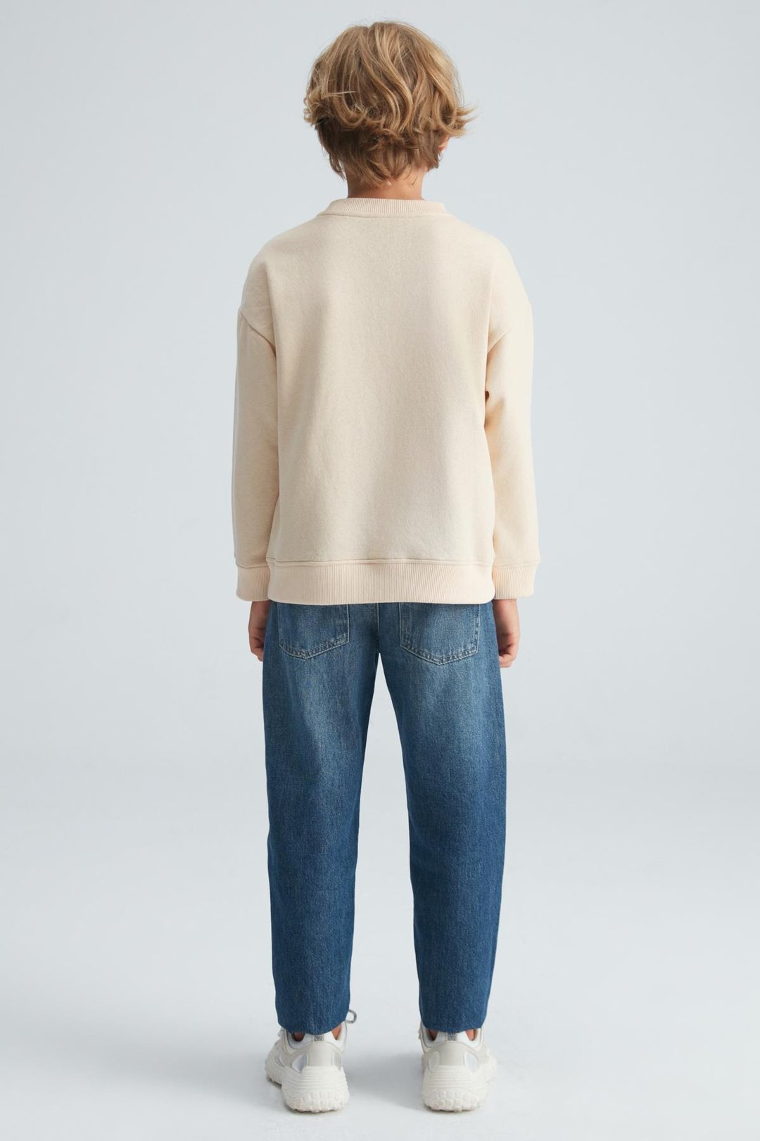 REMCO Erkek Çocuk Nakışlı Yuvarlak Yaka Krem Sweatshirt