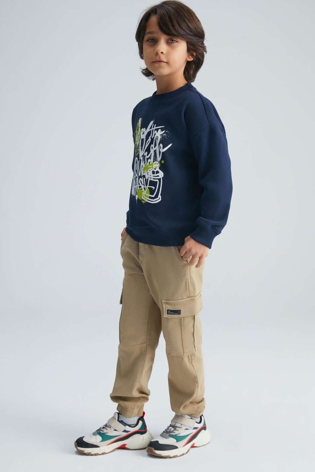 REMCO Erkek Çocuk Nakışlı Yuvarlak Yaka Lacivert Sweatshirt