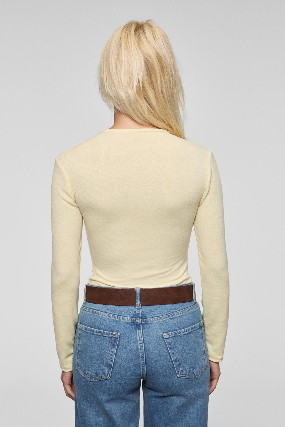 RENAVE Kadın Uzun Kollu Esnek Kumaşlı Düğme Ve Çıtçıt Detaylı Sarı Bluz