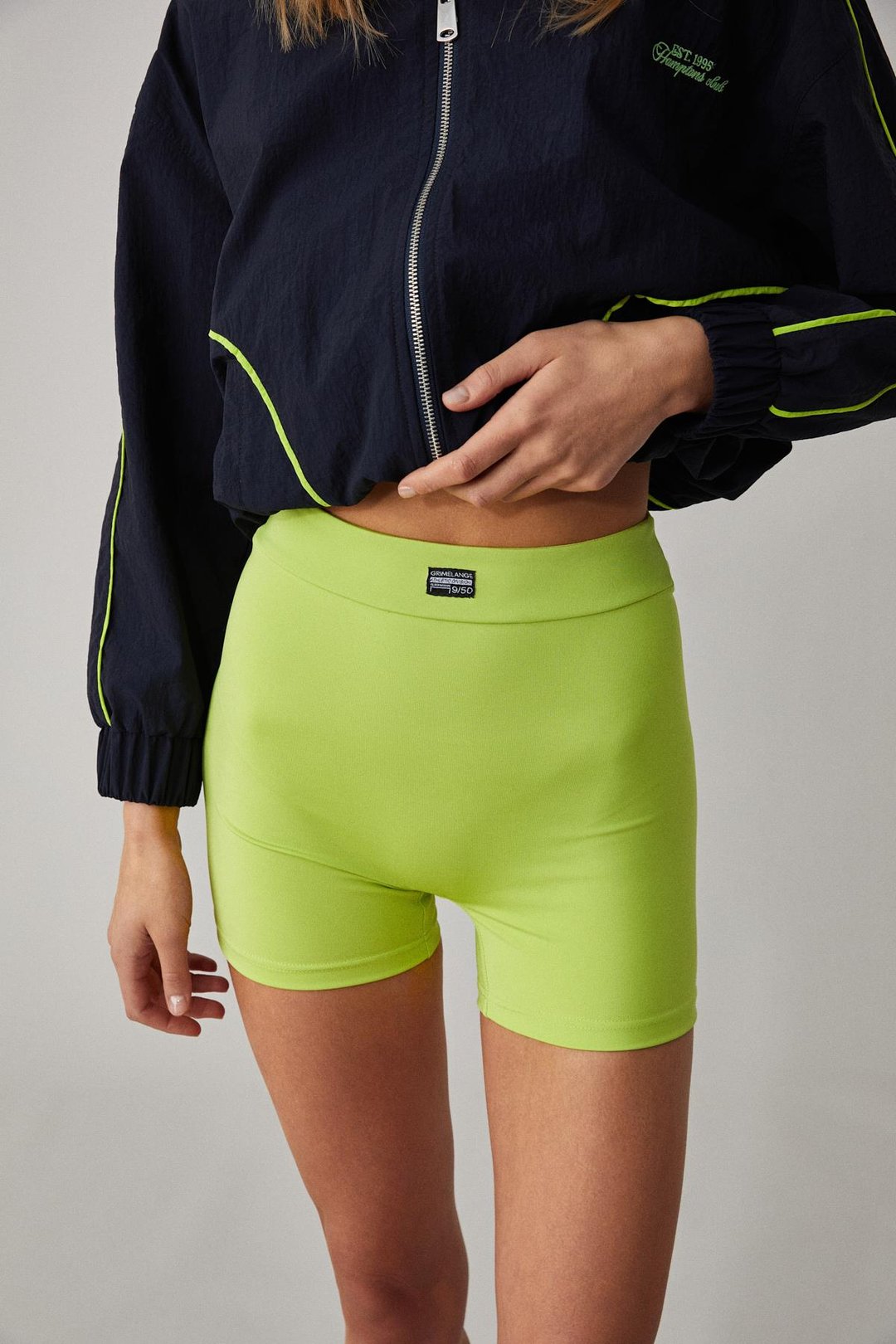 REZINA Kadın Slim Düz Paça Yüksek Bel Fıstık Yeşili Şort