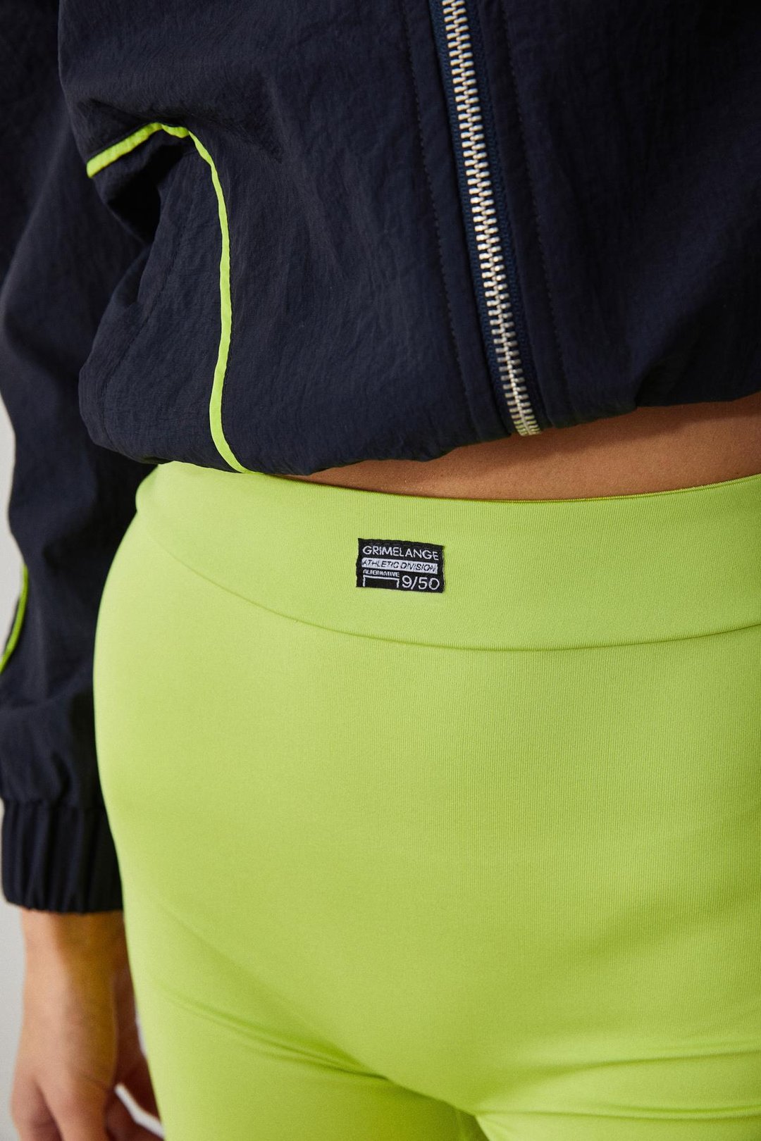 REZINA Kadın Slim Düz Paça Yüksek Bel Fıstık Yeşili Şort