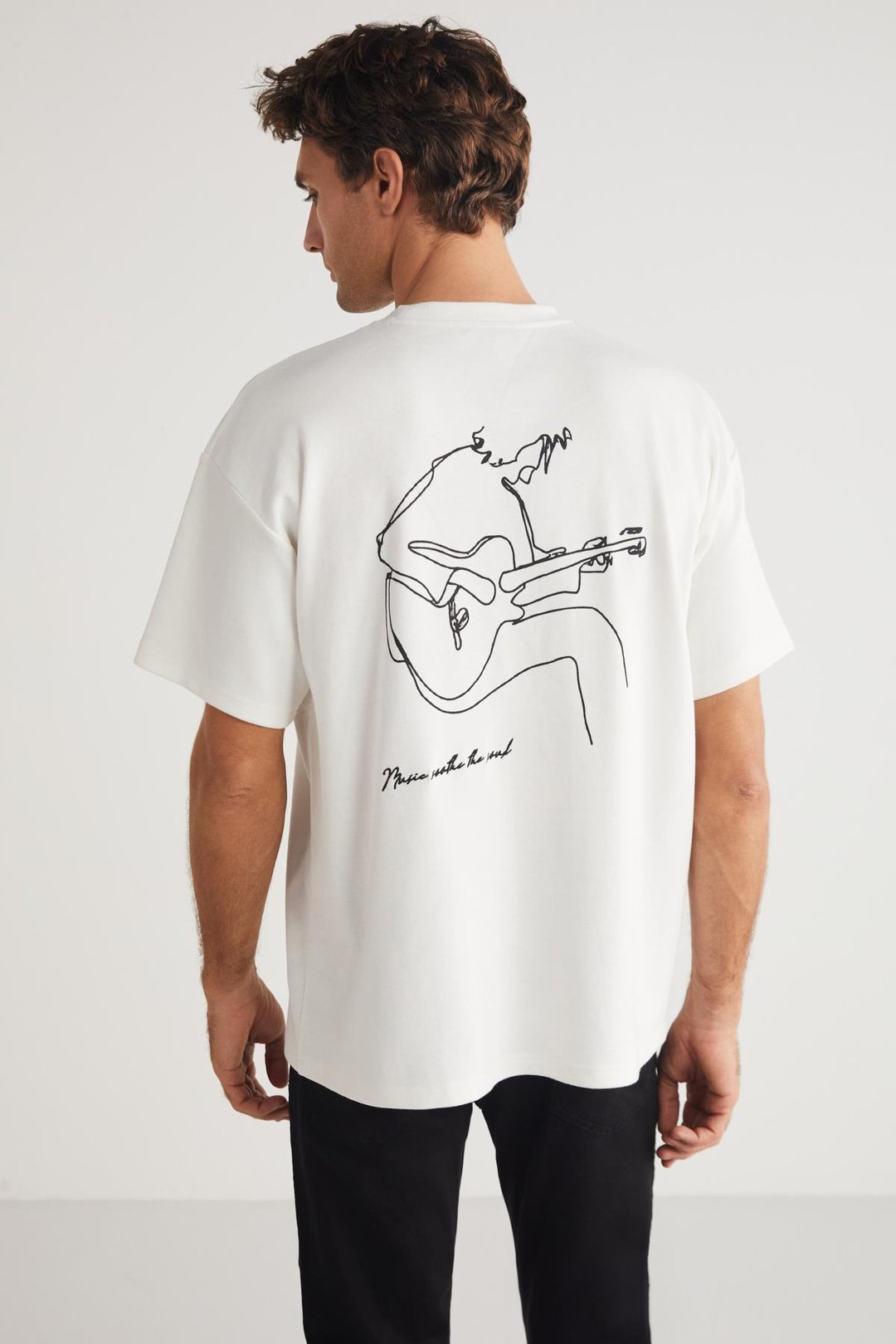 ROBERTO Erkek %100 Organik Pamuk Oversize Fit Bol Kesim Baskı Detaylı Bisiklet Yaka Beyaz T-Shirt