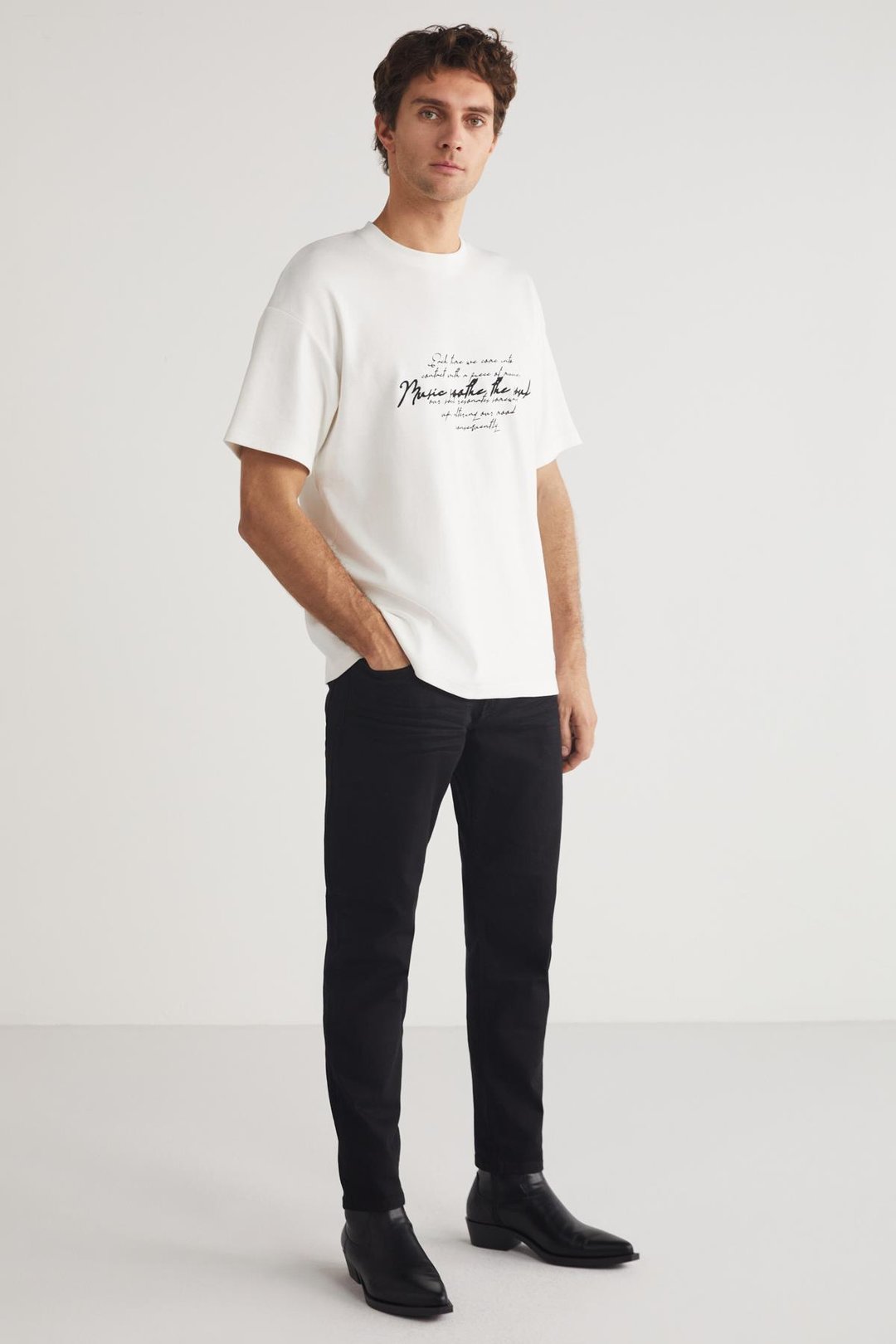 ROBERTO Erkek %100 Organik Pamuk Oversize Fit Bol Kesim Baskı Detaylı Bisiklet Yaka Beyaz T-Shirt