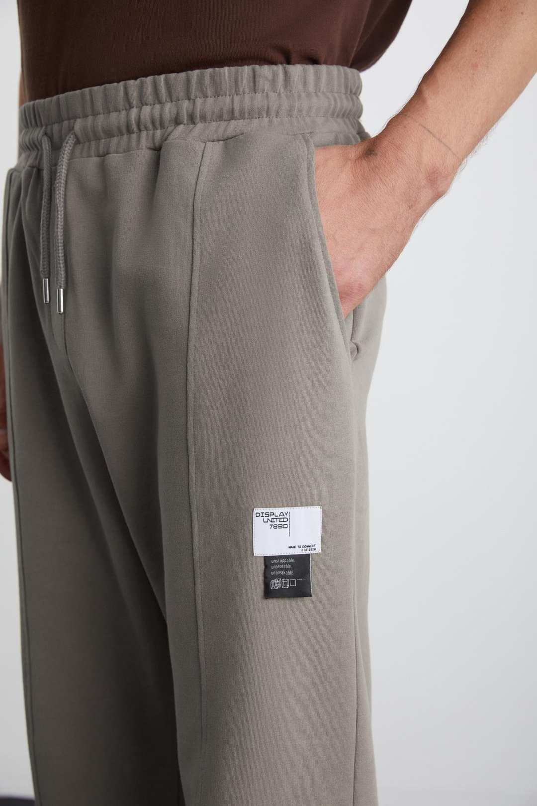 ROWAN Erkek Organik Pamuklu Relaxed Fit İçi Polarlı Süs etiketli Jogger Gri Eşofman Altı