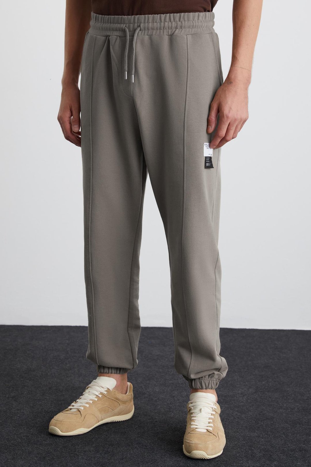 ROWAN Erkek Organik Pamuklu Relaxed Fit İçi Polarlı Süs etiketli Jogger Gri Eşofman Altı