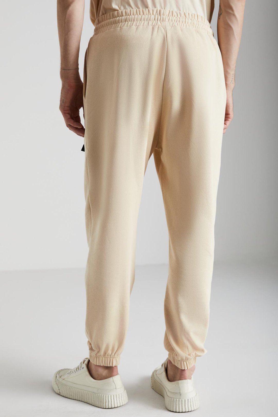 ROWAN Erkek Organik Pamuklu Relaxed Fit İçi Polarlı Süs etiketli Jogger Vanilya Eşofman Altı