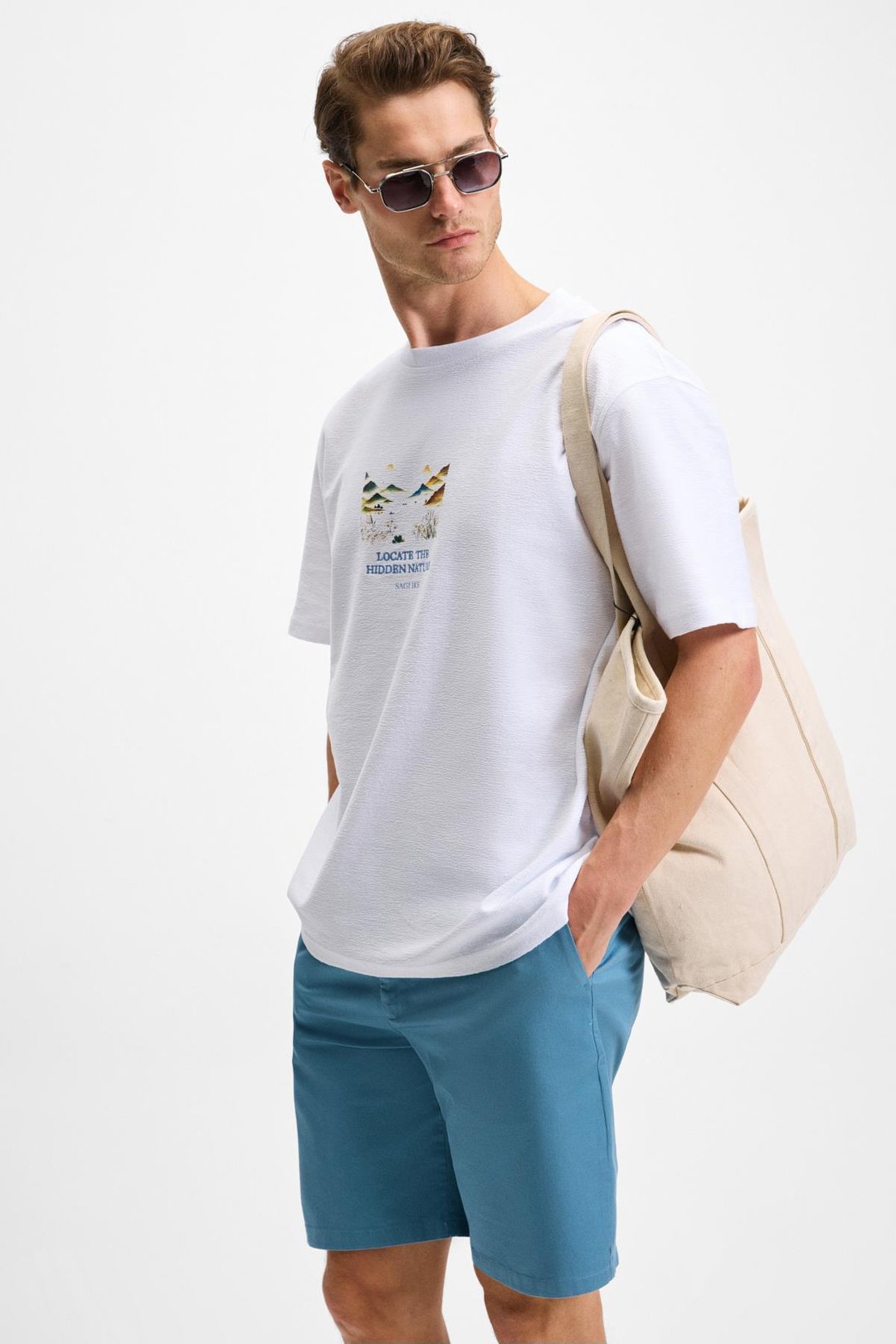 SAGI Erkek %100 Organik Pamuk Ön Arka Baskı Detaylı Bisiklet Yaka Kısa Kollu Oversize Fit Beyaz T-Shirt