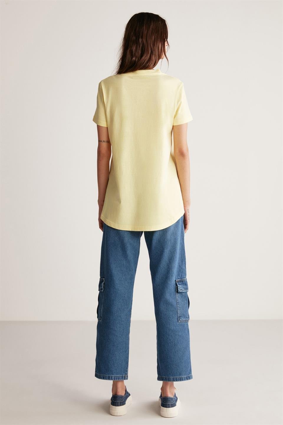 SAMANTHA Kadın Comfort Fit %100 Organik Pamuklu Basic Örme Açık Sarı T-Shirt