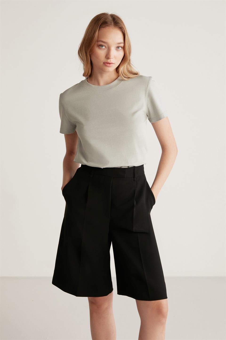 SAMANTHA Kadın Comfort Fit %100 Organik Pamuklu Basic Örme Açık Gri T-Shirt