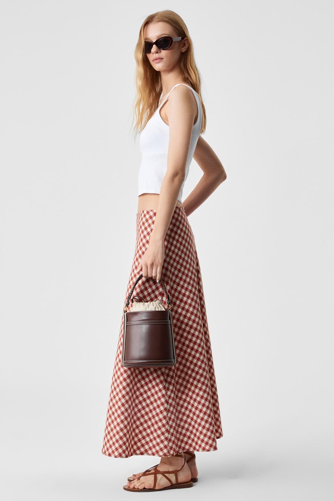 SANUKI Kadın Slim Kısa Oyuk Yaka Beyaz Büstiyer