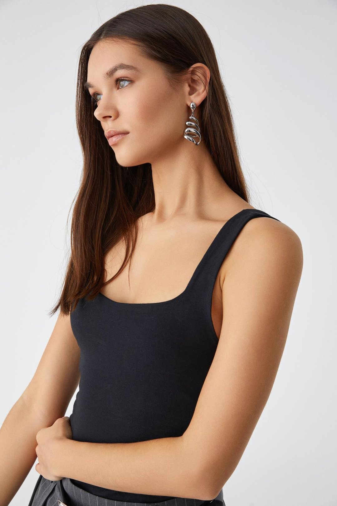 SANUKI Kadın Slim Kısa Oyuk Yaka Siyah Büstiyer