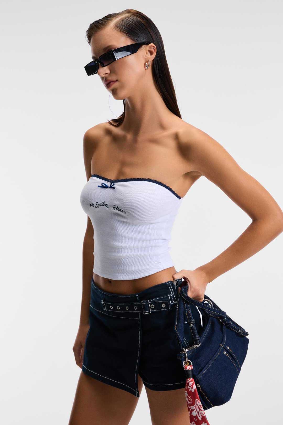 SELYA Kadın Esnek Ribana Kumaşlı Dantelli̇ Nakışlı Beyaz Bluz