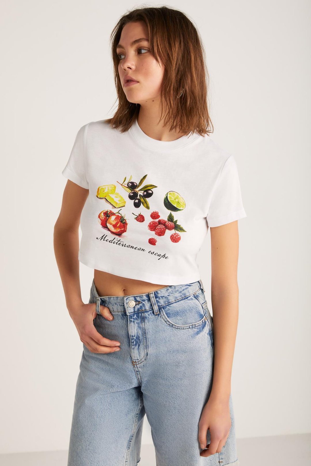 SERENE Basic Crop Beyaz Tekli T-Shirt