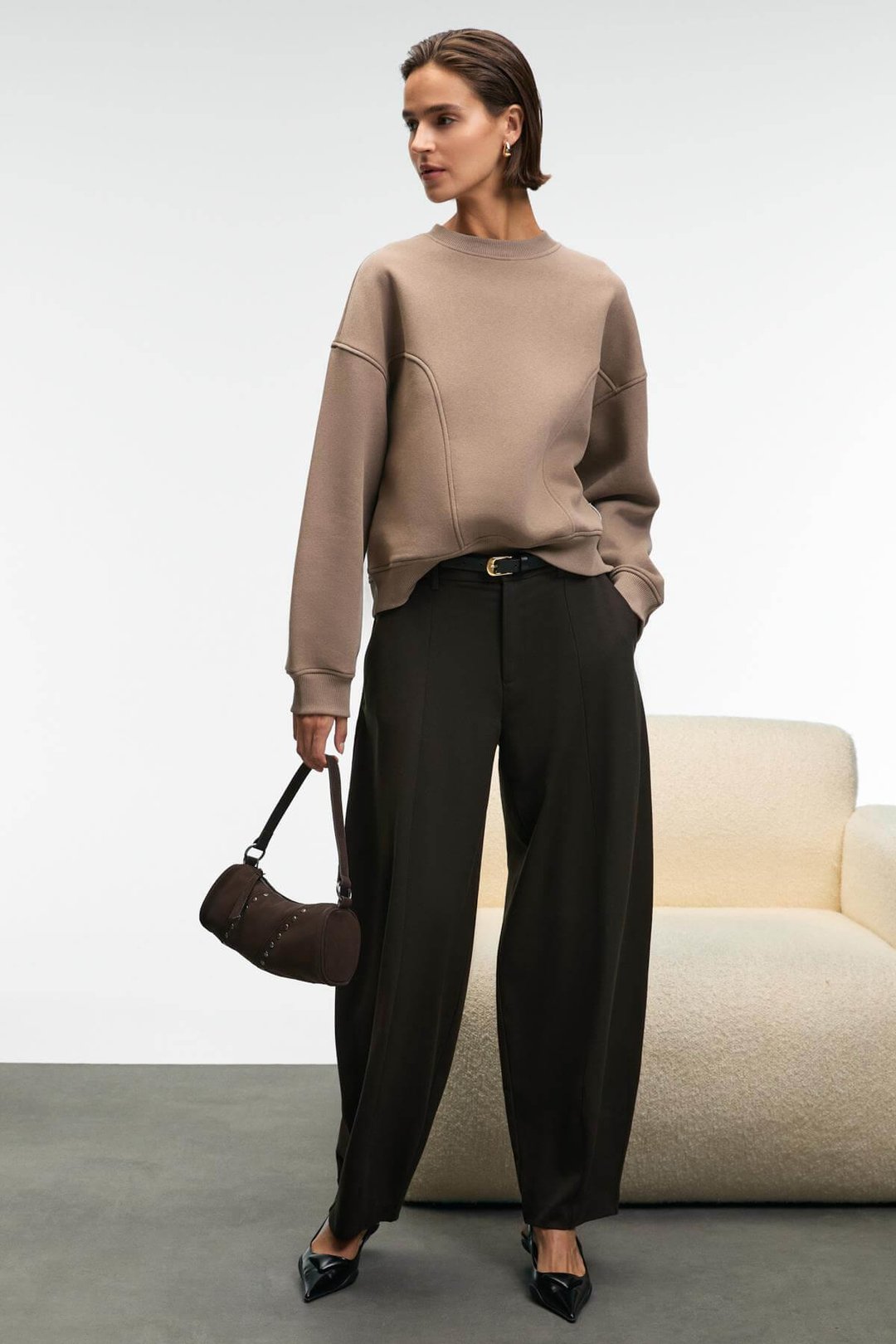 SERENYA Kadın Pamuklu Etiket Detaylı Bisiklet Yaka Vizon Sweatshirt