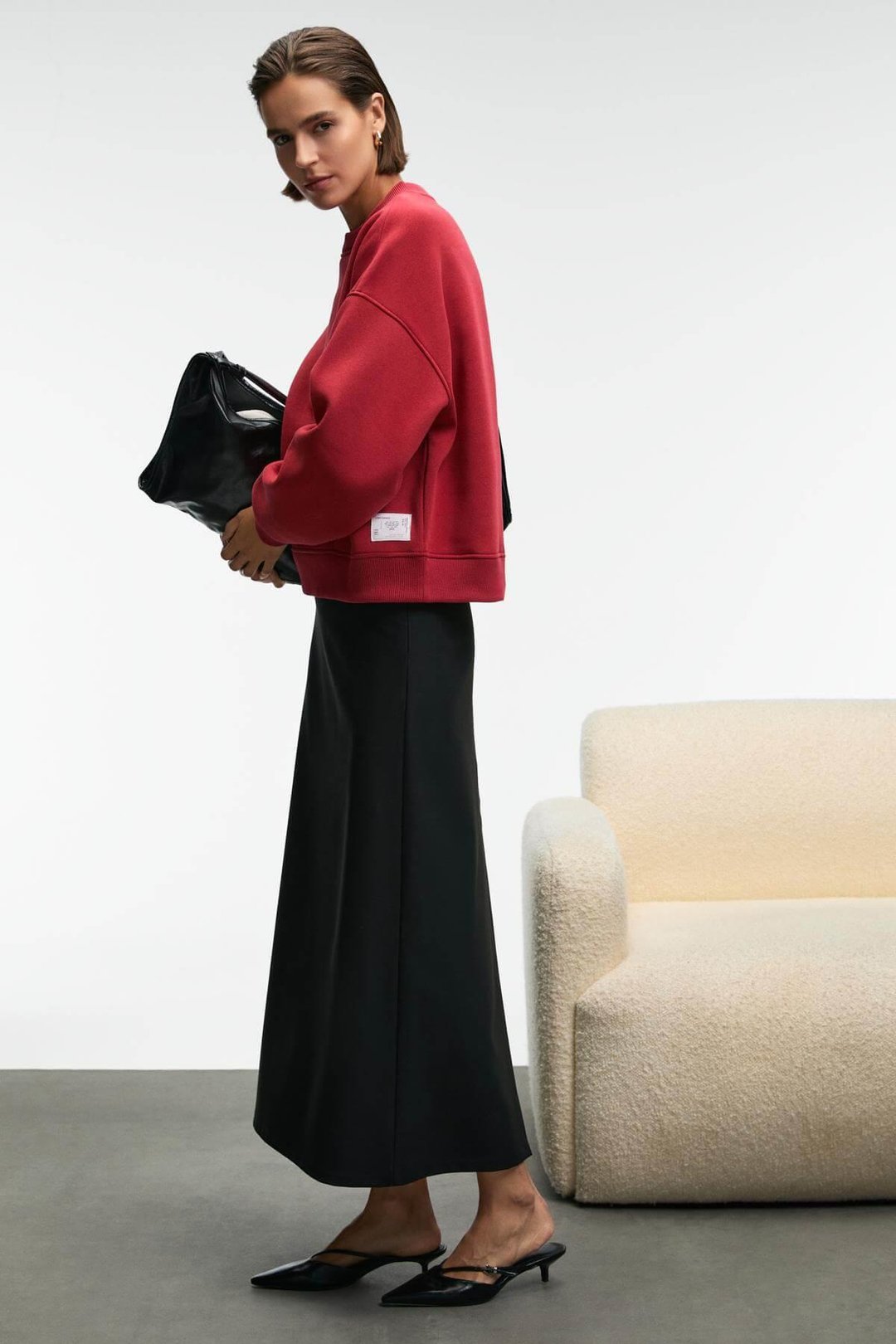 SERENYA Kadın Pamuklu Etiket Detaylı Bisiklet Yaka Kırmızı Sweatshirt