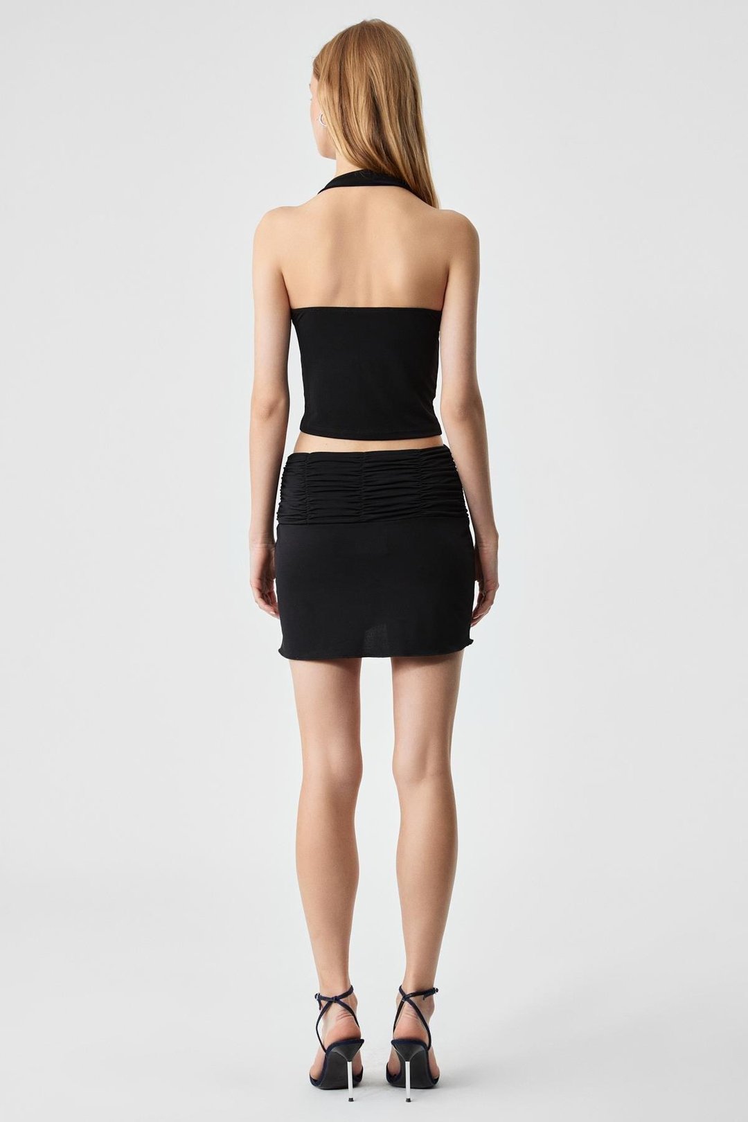 SHAMAN Kadın Regular Asimetrik Yaka Kolsuz Kısa Siyah Bluz