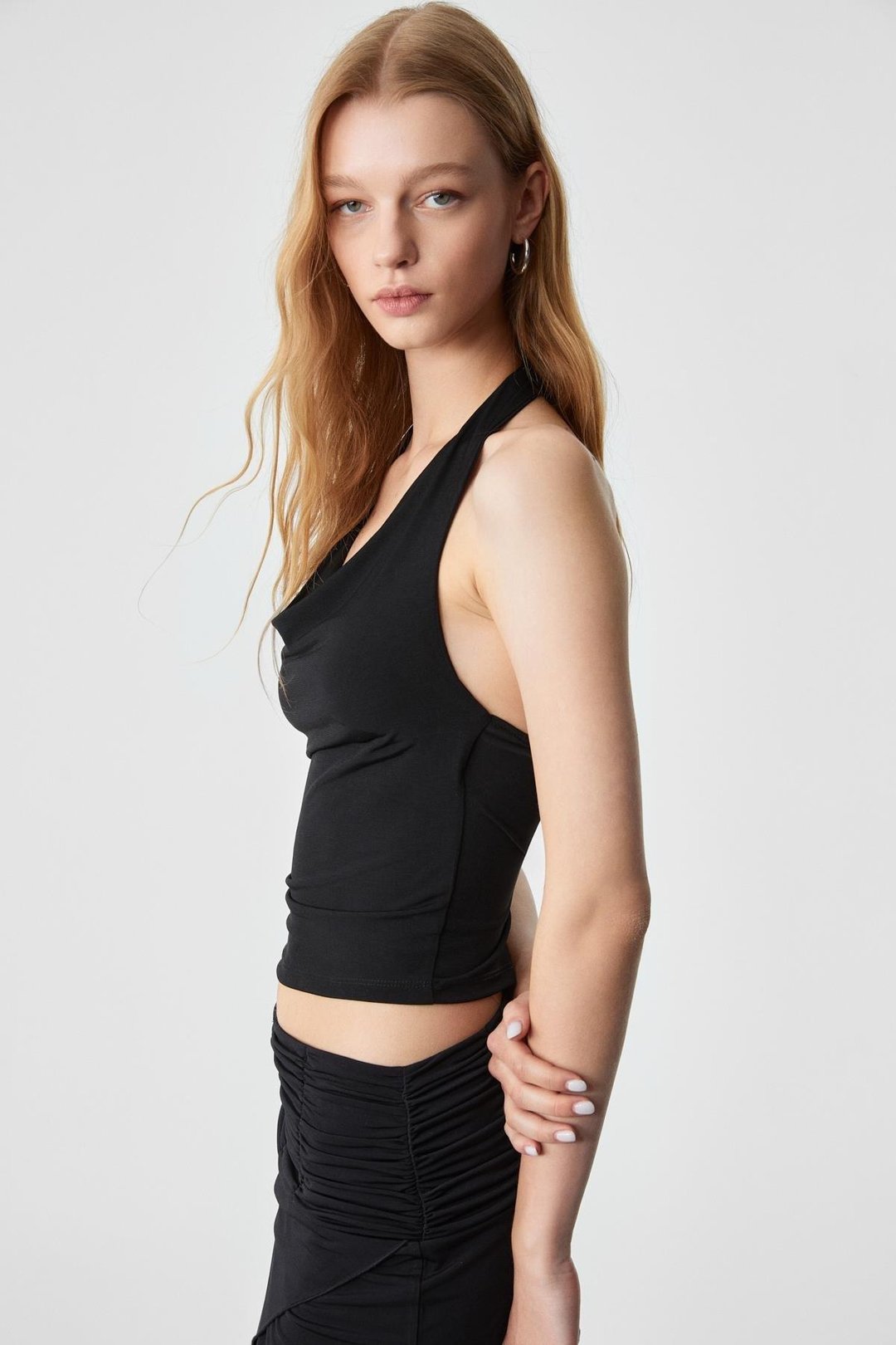 SHAMAN Kadın Regular Asimetrik Yaka Kolsuz Kısa Siyah Bluz