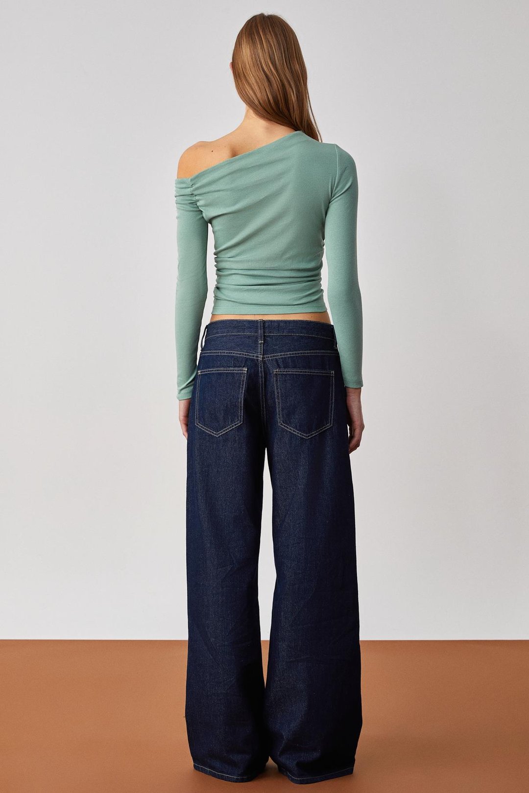 SISSI Kadin Organik Pamuklu Asimetrik Yaka Likralı Esnek Kumaşlı Yeşil Bluz