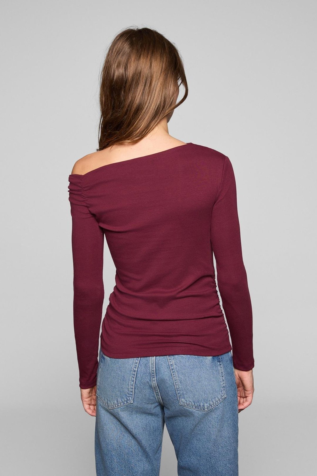 SISSI Kadin Organik Pamuklu Asimetrik Yaka Likralı Esnek Kumaşlı Bordo Bluz