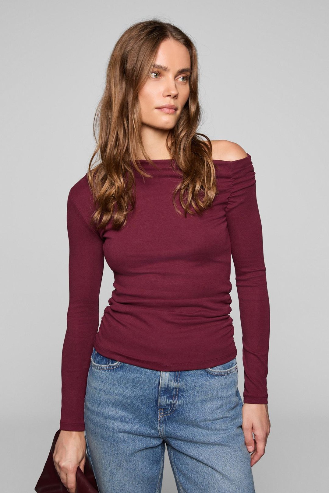 SISSI Kadin Organik Pamuklu Asimetrik Yaka Likralı Esnek Kumaşlı Bordo Bluz