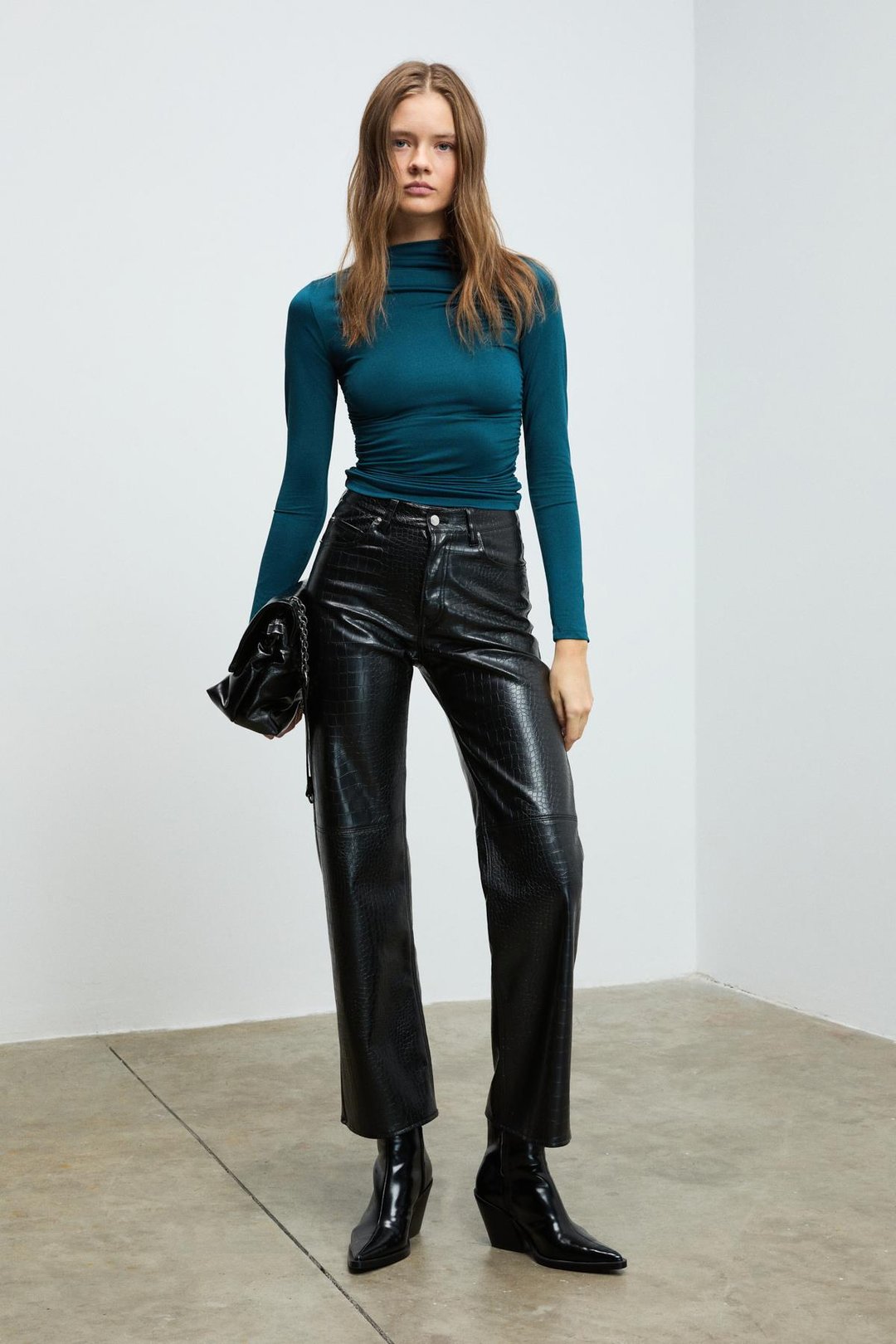 SOLEMA Kadın Bisiklet Yakalı Büzgü Detaylı Slim Petrol Mavisi Bluz