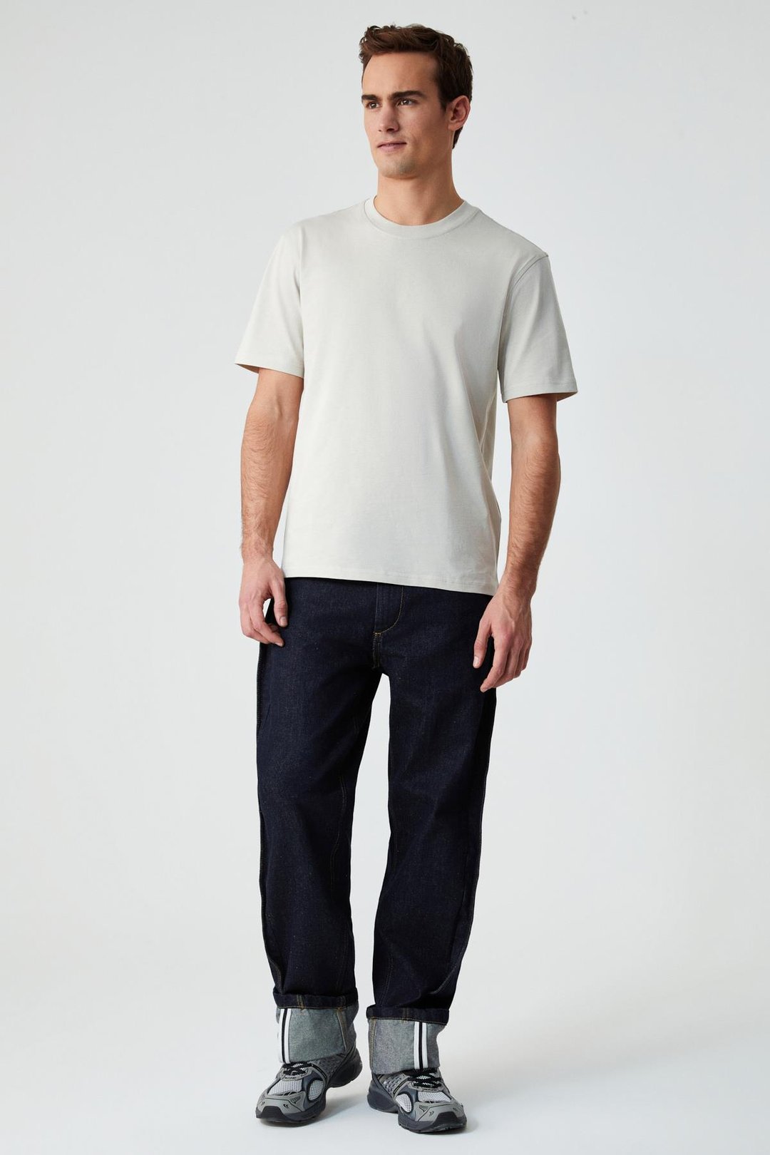 Solo Erkek %100 Organik Pamuklu Kalın Dokulu Comfort Fit Bisiklet Yakalı Açık Bej T-Shirt