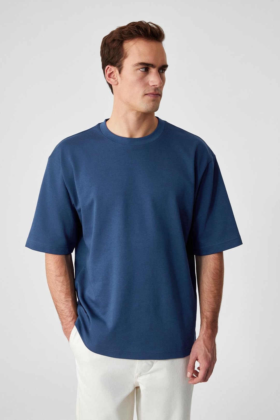 Solo Erkek %100 Organik Pamuklu Kalın Dokulu Comfort Fit Bisiklet Yakalı Navy T-Shirt