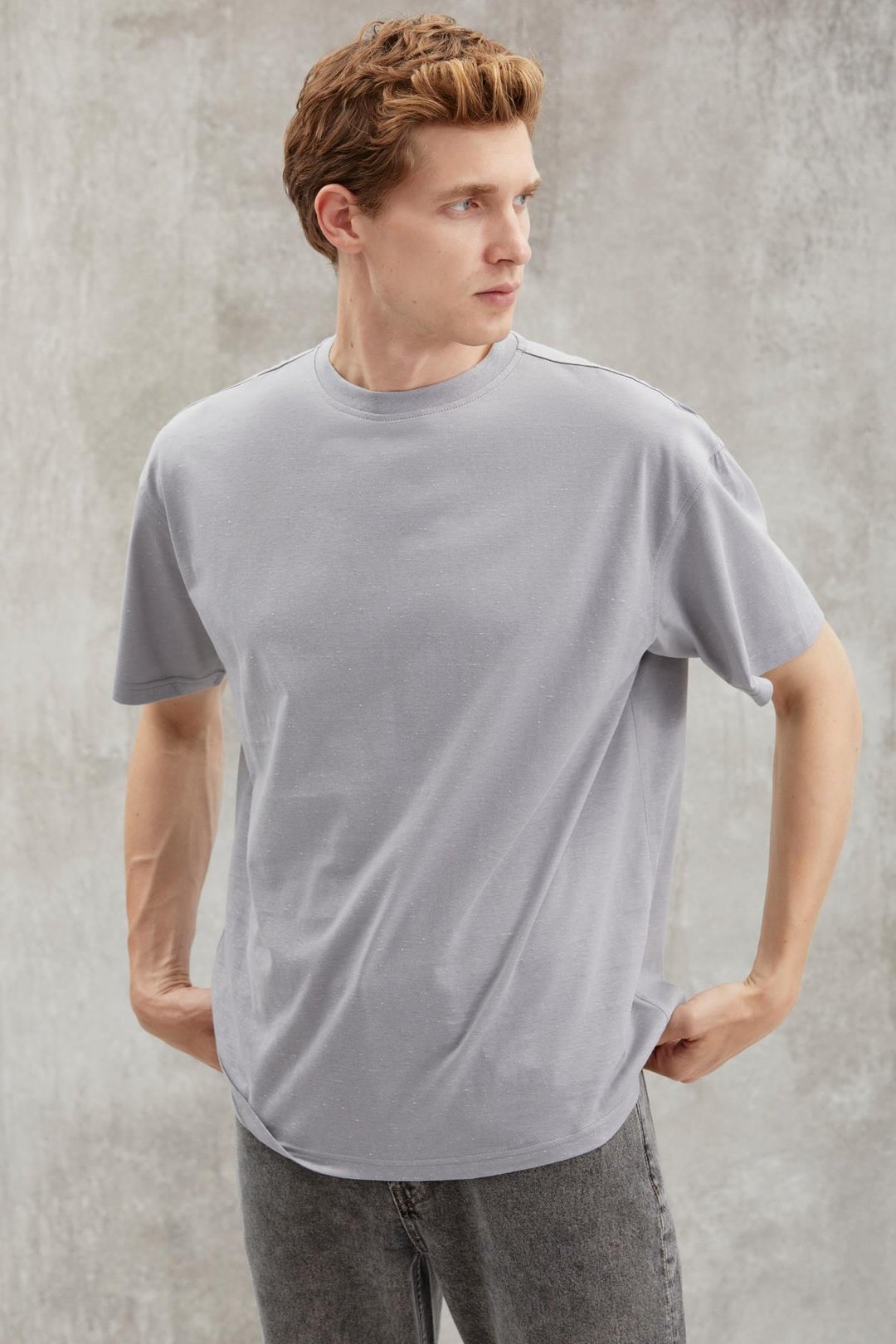 STERLING Basic Relaxed Gri  T-Shirt