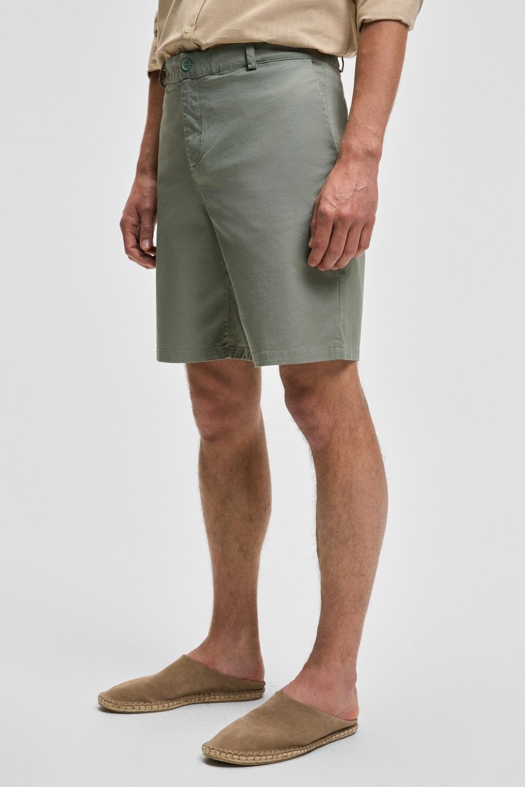 TEEMO Erkek Yanları Cepli Fermuarlı Likralı Slim Fit Açık Haki Şort