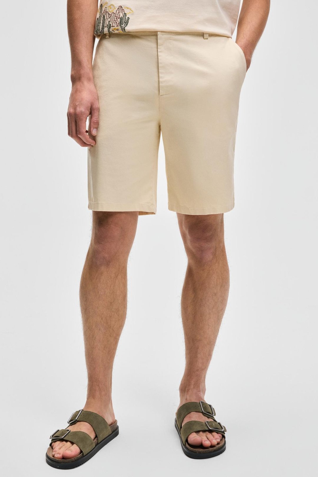 TEEMO Erkek Yanları Cepli Fermuarlı Likralı Slim Fit Açık Bej Şort